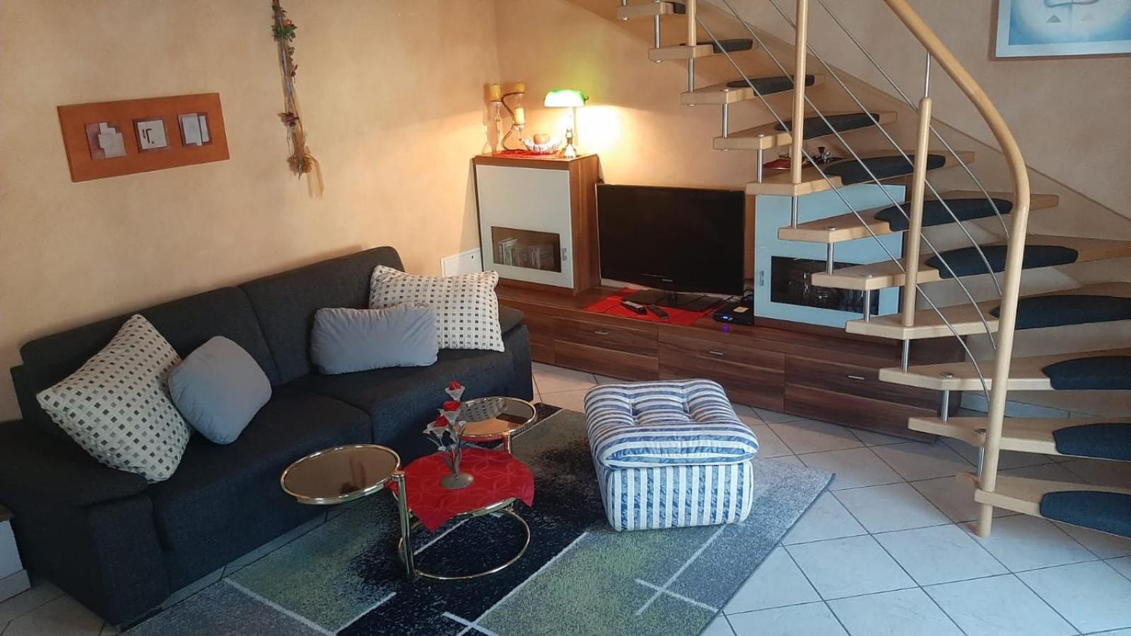 Ferienwohnung Regina Sankt Peter-Freienstein ภายนอก รูปภาพ